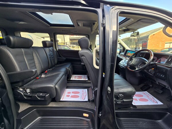 Used Nissan Elgrand 2009 for sale - 74339228: Photo 34