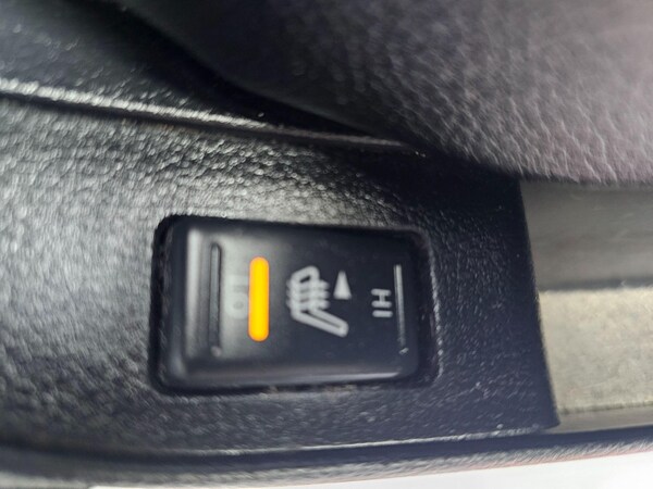 Used Nissan Elgrand 2009 for sale - 74339228: Photo 59