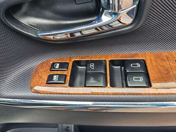 Used Nissan Elgrand 2009 for sale - 74339228: Photo 62