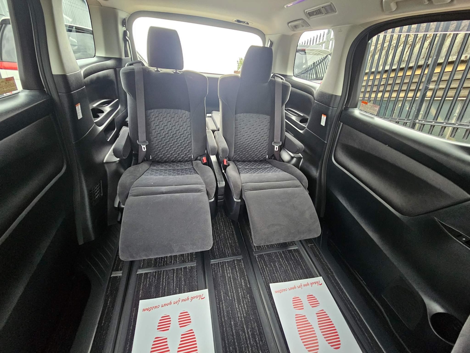 Used Toyota Vellfire 2024 for sale - 76995099: Photo 21