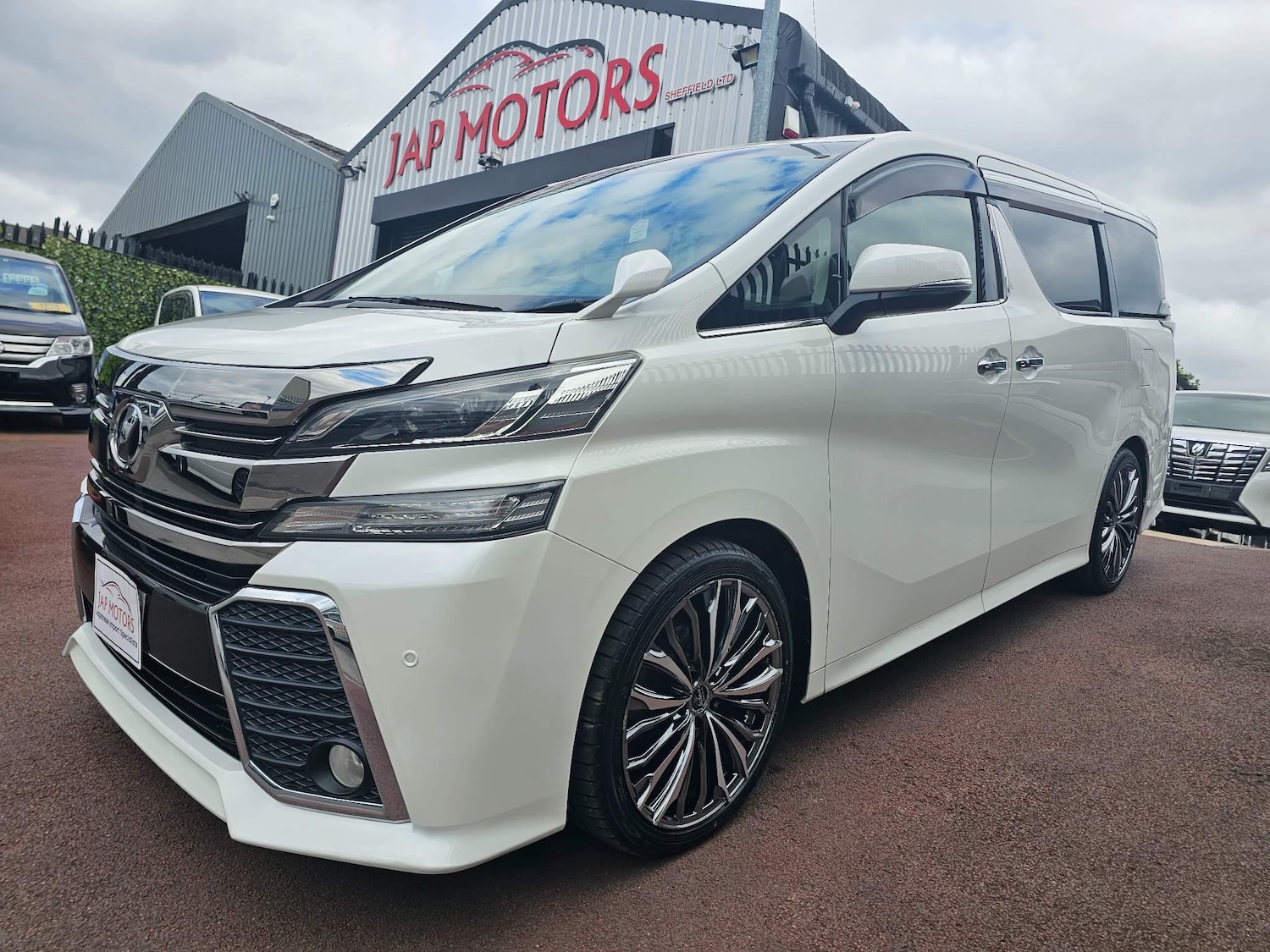 Used Toyota Vellfire 2024 for sale - 76995099: Photo 26