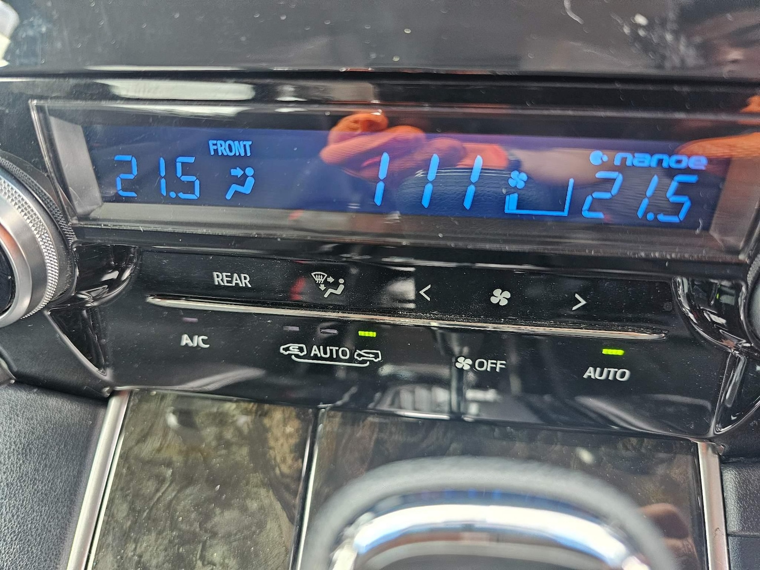 Used Toyota Vellfire 2024 for sale - 76995099: Photo 41