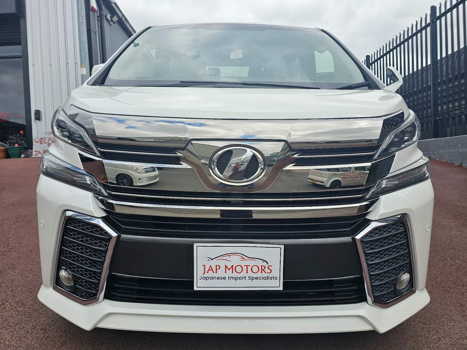 Used Toyota Vellfire 2024 for sale - 76995099: Photo 5