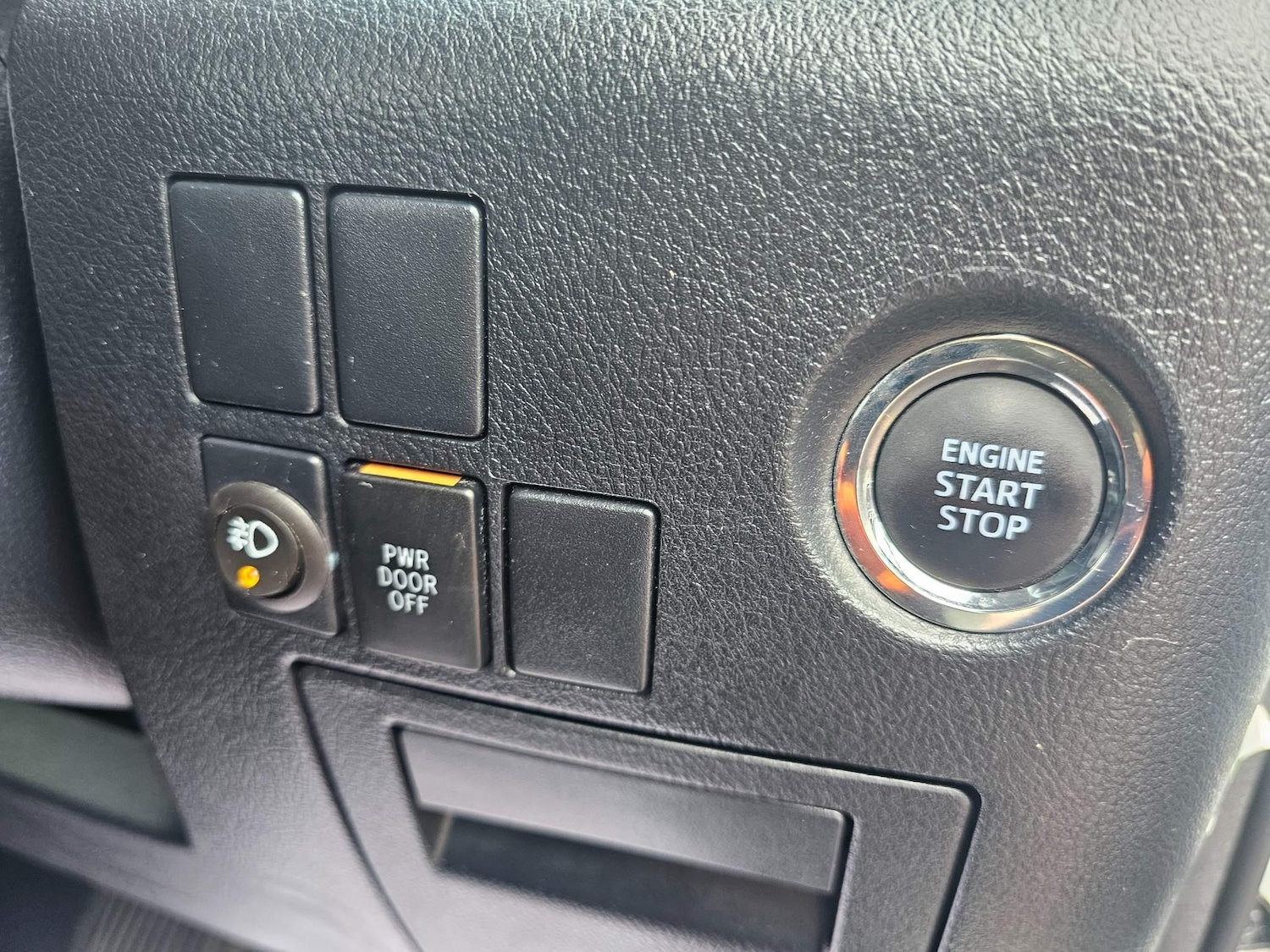 Used Toyota Vellfire 2024 for sale - 76995099: Photo 53