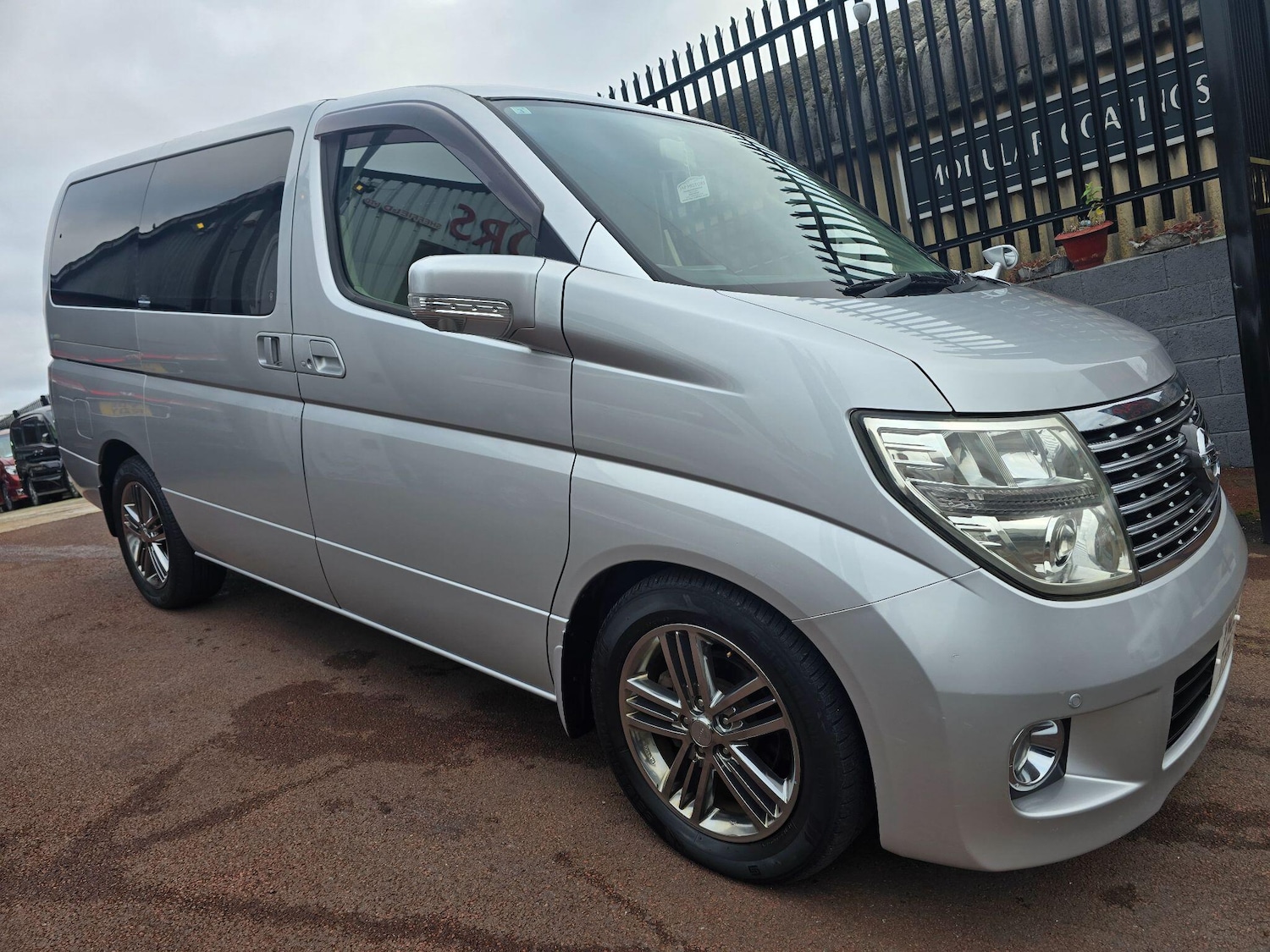 Used Nissan Elgrand 2025 for sale - 77084753: Photo 28