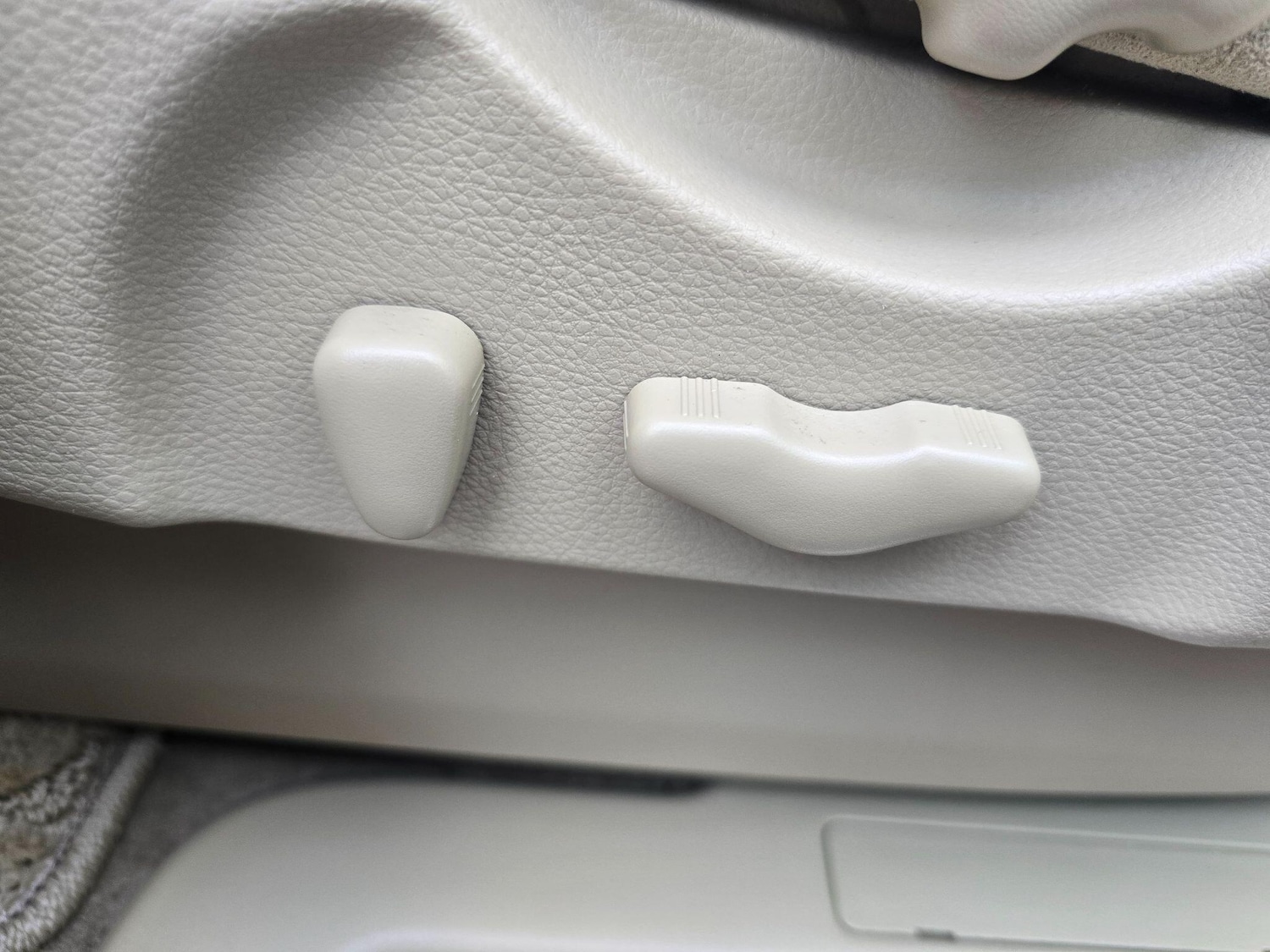 Used Nissan Elgrand 2025 for sale - 77084753: Photo 52