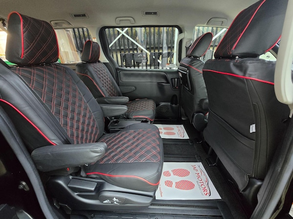 Used Toyota Voxy 2017 for sale - 74339247: Photo 14