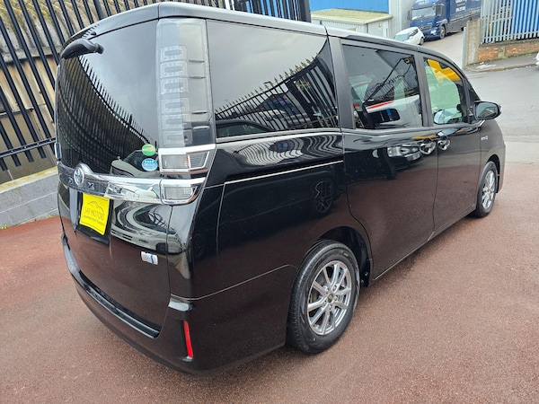 Used Toyota Voxy 2017 for sale - 74339247: Photo 21