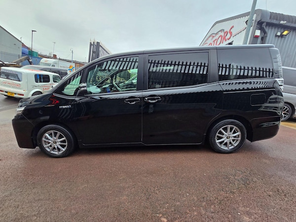 Used Toyota Voxy 2017 for sale - 74339247: Photo 23