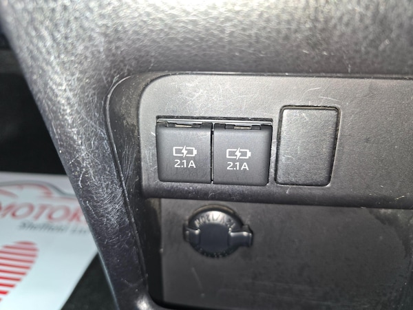 Used Toyota Voxy 2017 for sale - 74339247: Photo 41