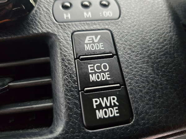 Used Toyota Voxy 2017 for sale - 74339247: Photo 42