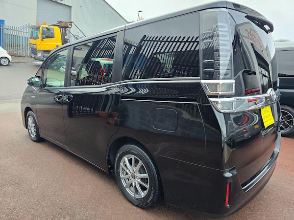 Used Toyota Voxy 2017 for sale - 74339247: Photo 9
