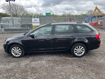 Used Skoda Octavia 2015 for sale - 78434335: Photo