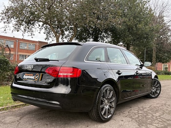 Used Audi A4 2015 for sale - 76699713: Photo