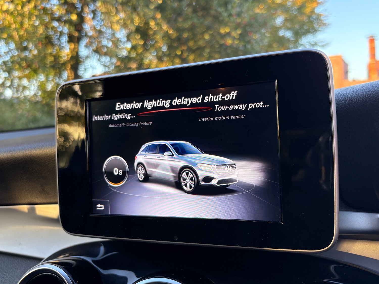 Used Mercedes-Benz GLC 2018 for sale - 76187301: Photo 25