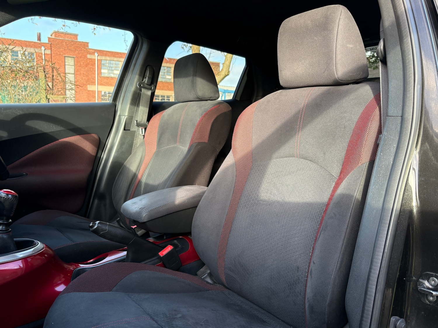 Used Nissan Juke 2015 for sale - 76821980: Photo 15