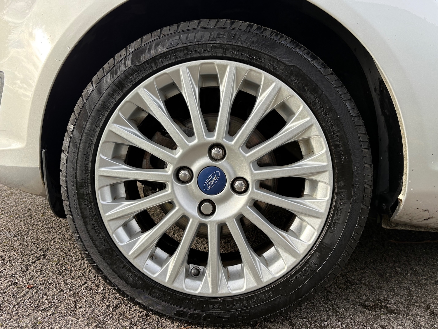 Used Ford Fiesta 2015 for sale - 76612177: Photo 5