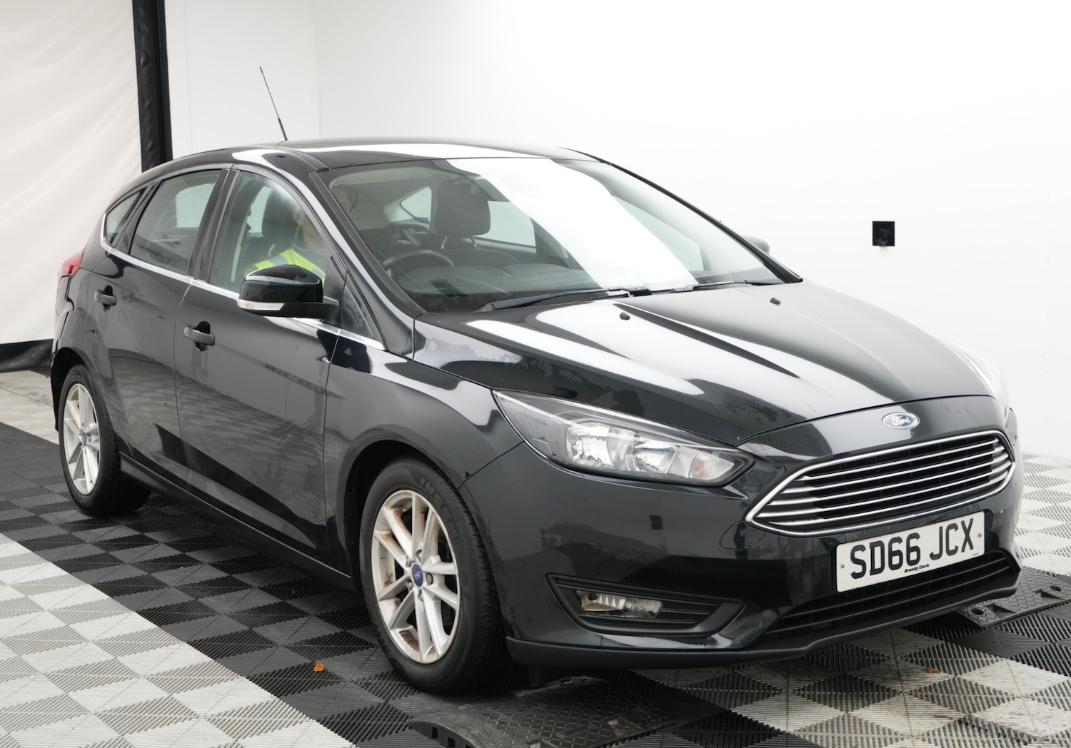 Used Ford Focus 2016 for sale - 76885213: Photo 1