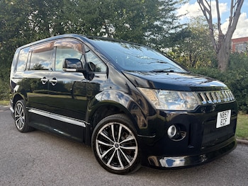 Used Mitsubishi Delica  for sale - 75294847: Photo