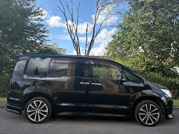 Used Mitsubishi Delica  for sale - 75294847: Photo