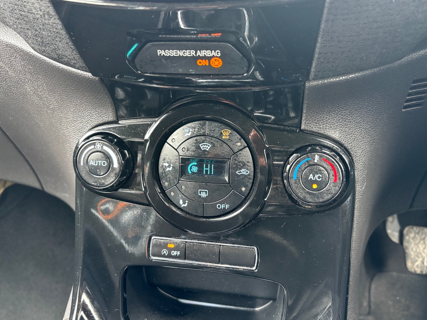 Used Ford Fiesta 2014 for sale - 77453654: Photo 14