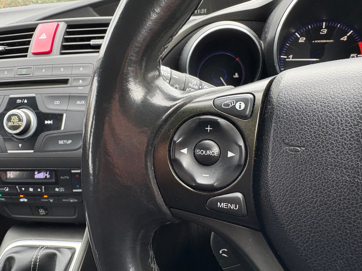 Used Honda Civic 2012 for sale - 77591075: Photo 21