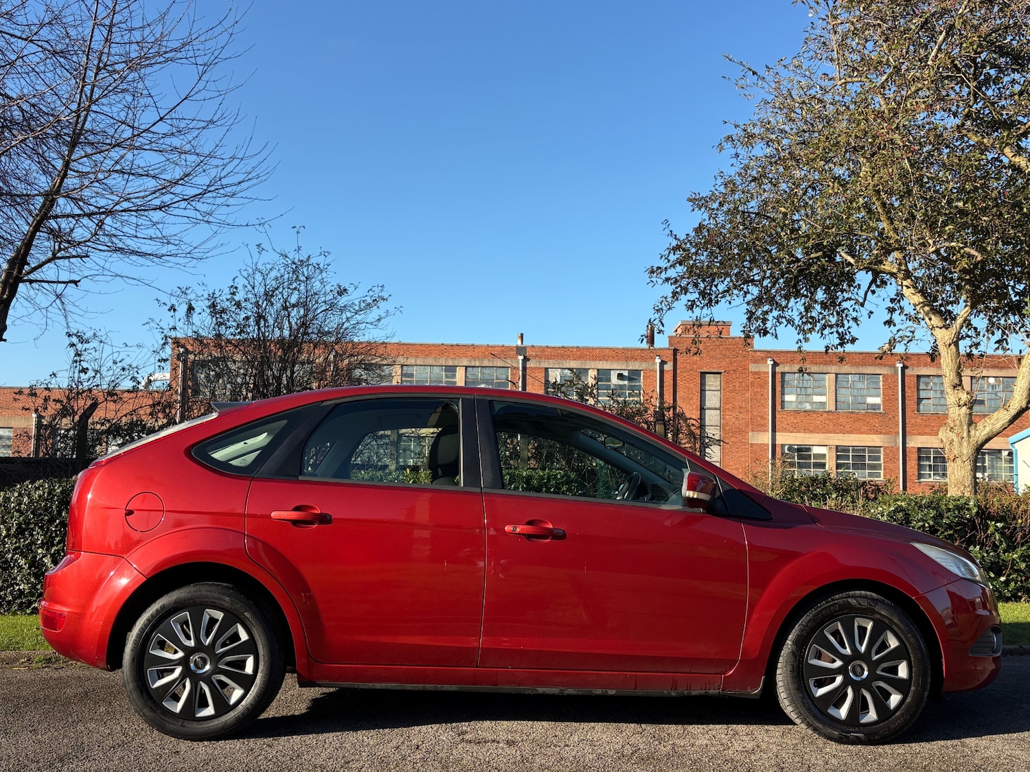 Used Ford Focus 2009 for sale - 76640698: Photo 9