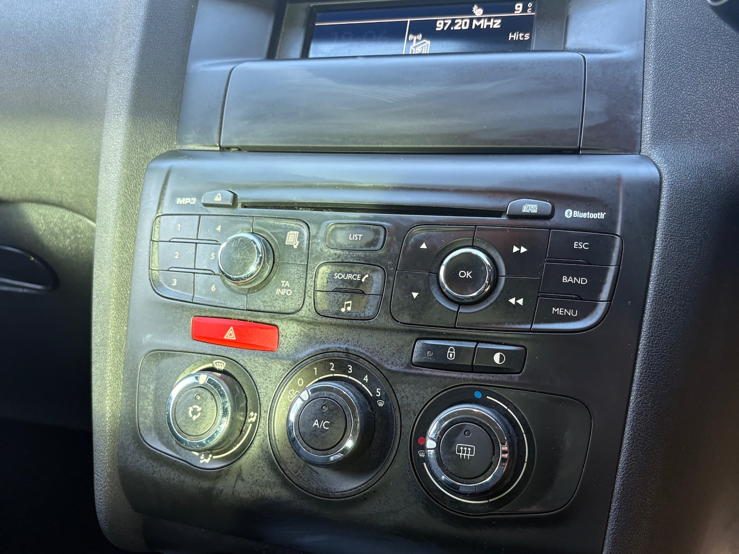 Used Citroen C4 2011 for sale - 76699750: Photo 11