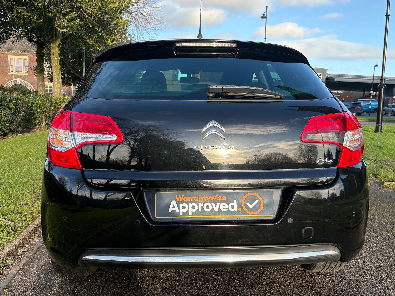 Used Citroen C4 2011 for sale - 76699750: Photo 6