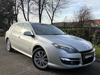 2011 (61) - 2.0 DCI 150 DYNAMIQUE TOMTOM 5DR ESTATE 2011 (61) *HPI CLEAR *2 KEYS