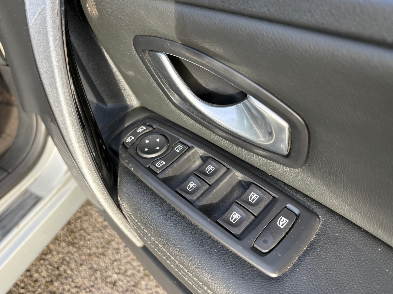 Used Renault Laguna 2011 for sale - 77271599: Photo 21