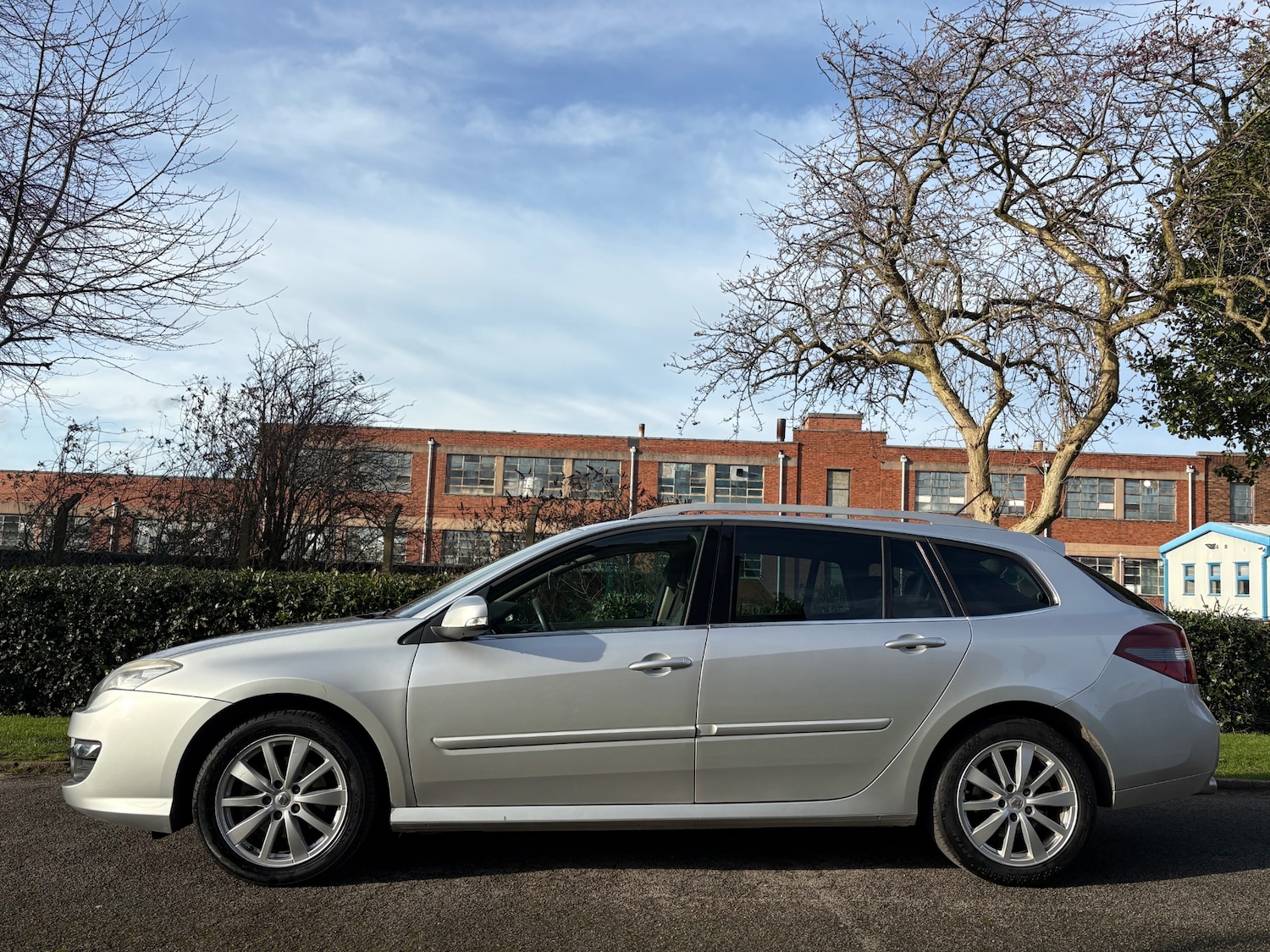 Used Renault Laguna 2011 for sale - 77271599: Photo 6