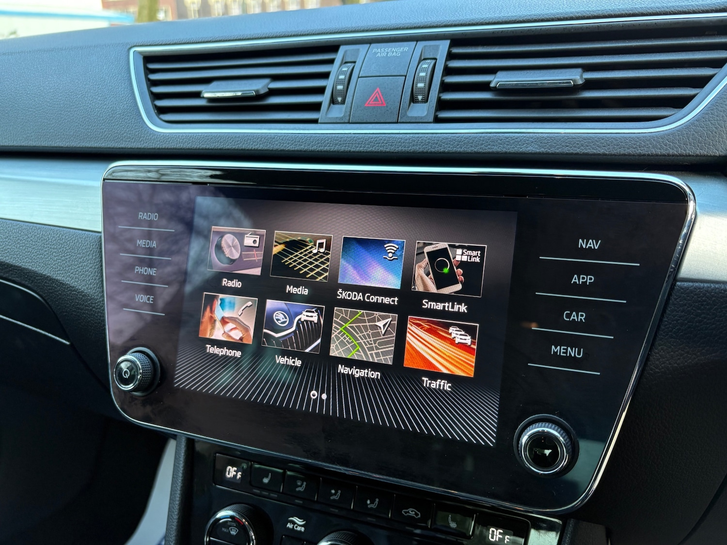 Used Skoda Superb 2018 for sale - 77011991: Photo 18