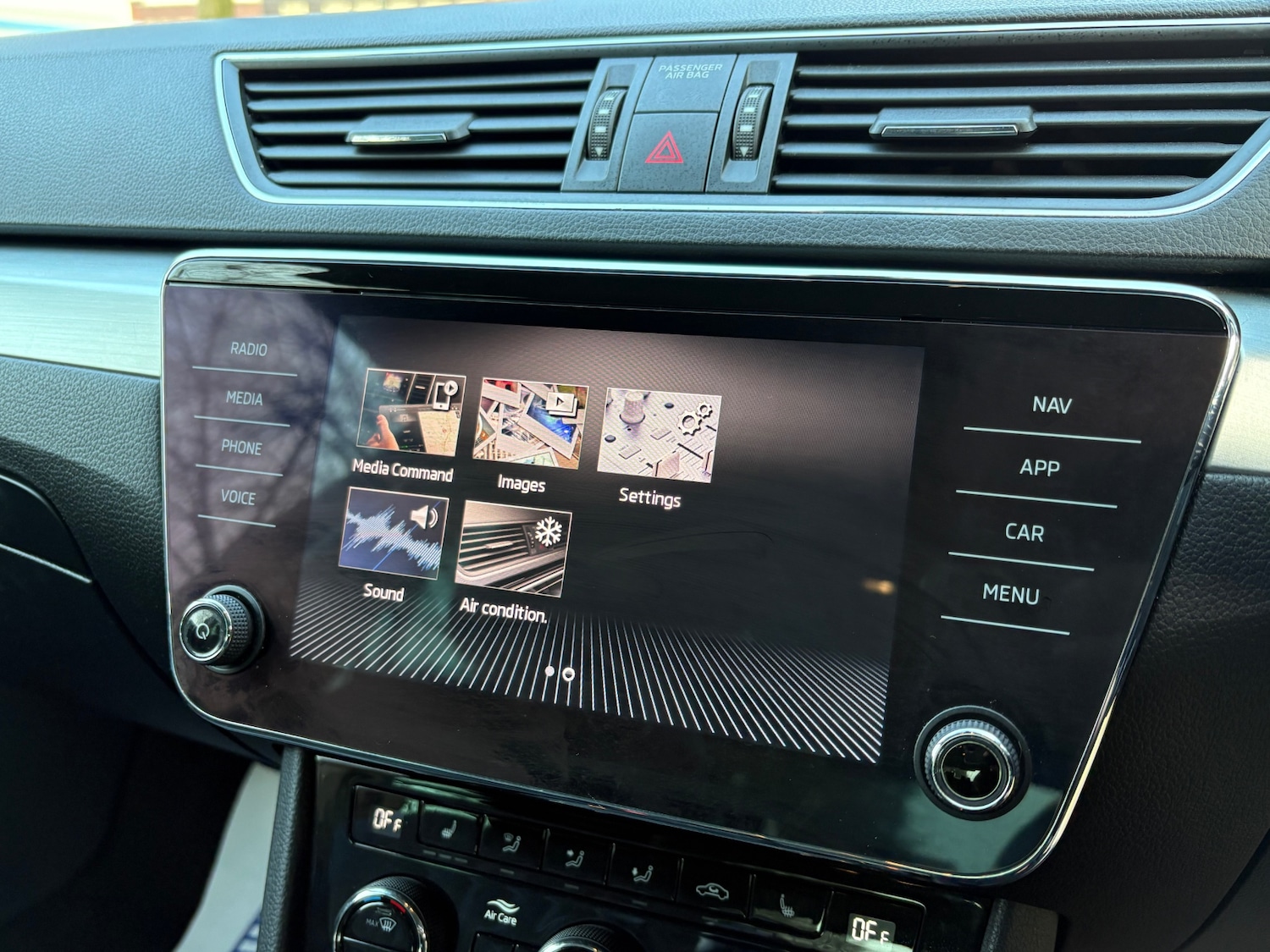 Used Skoda Superb 2018 for sale - 77011991: Photo 22