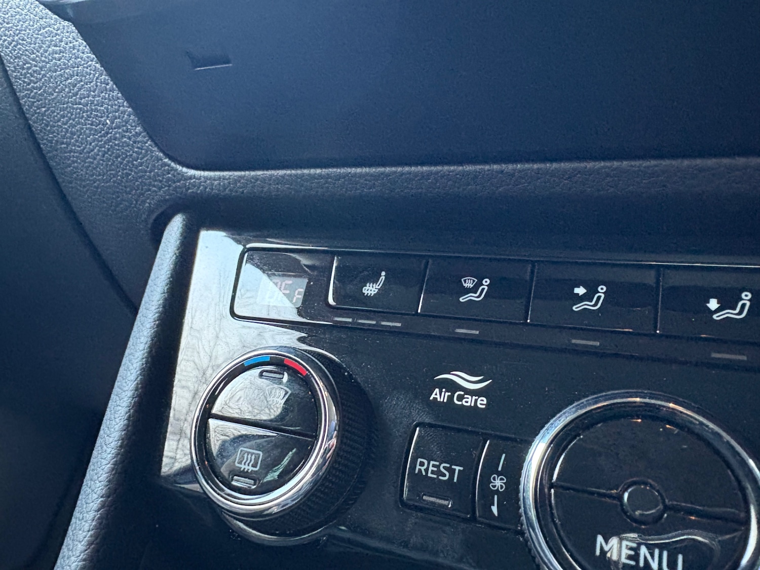 Used Skoda Superb 2018 for sale - 77011991: Photo 26