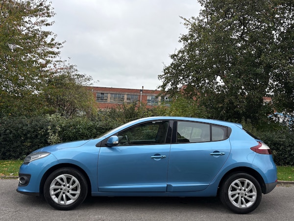 Used Renault Megane 2015 for sale - 74620419: Photo 9