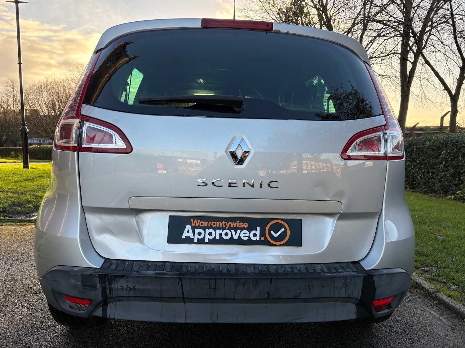 Used Renault Scenic 2011 for sale - 76714105: Photo 6