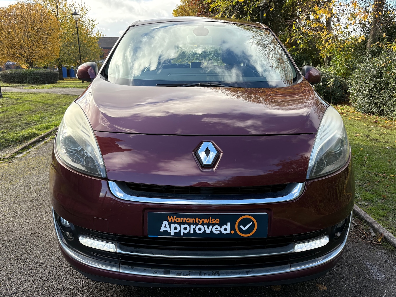 Used Renault Grand Scenic 2013 for sale - 76374730: Photo 11