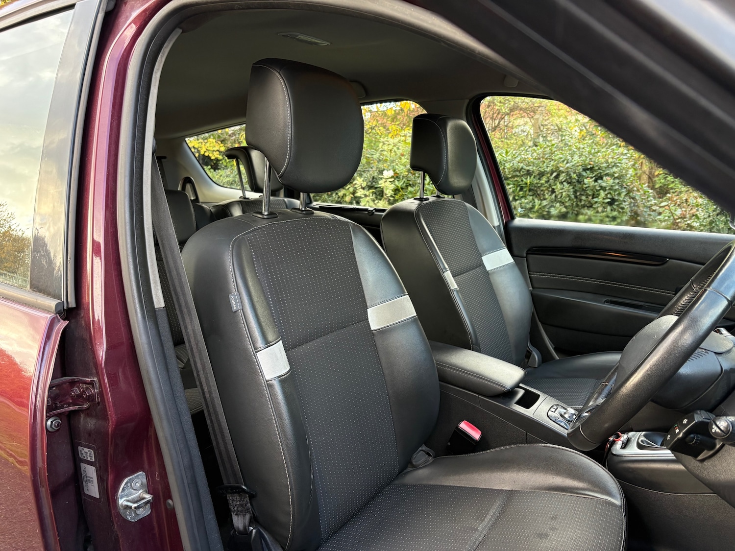 Used Renault Grand Scenic 2013 for sale - 76374730: Photo 6