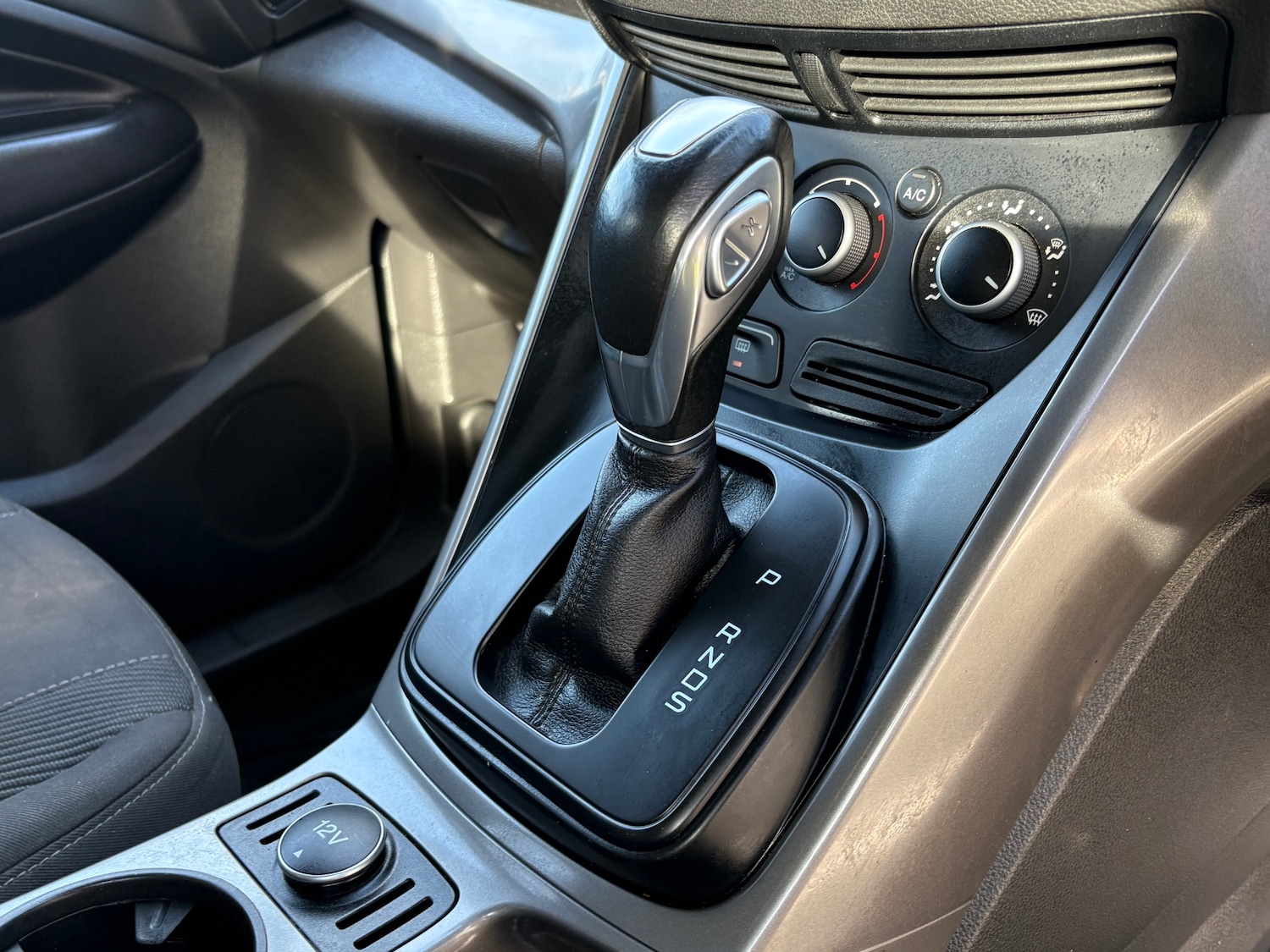 Used Ford Kuga 2014 for sale - 76625514: Photo 11