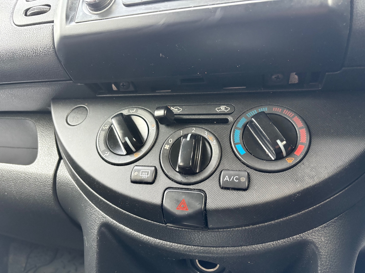 Used Nissan Note 2010 for sale - 77077879: Photo 16