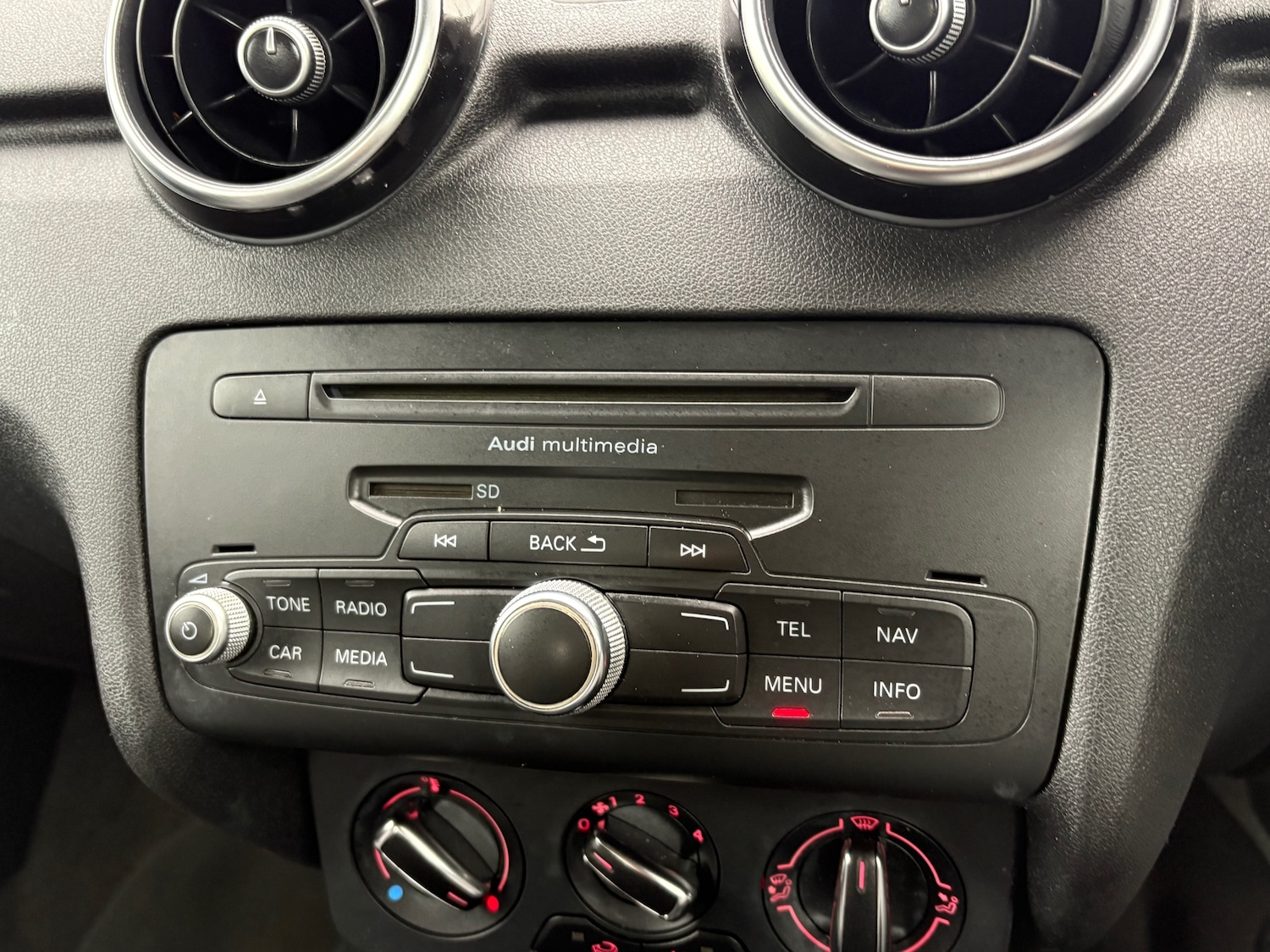 Used Audi A1 2012 for sale - 76611663: Photo 11