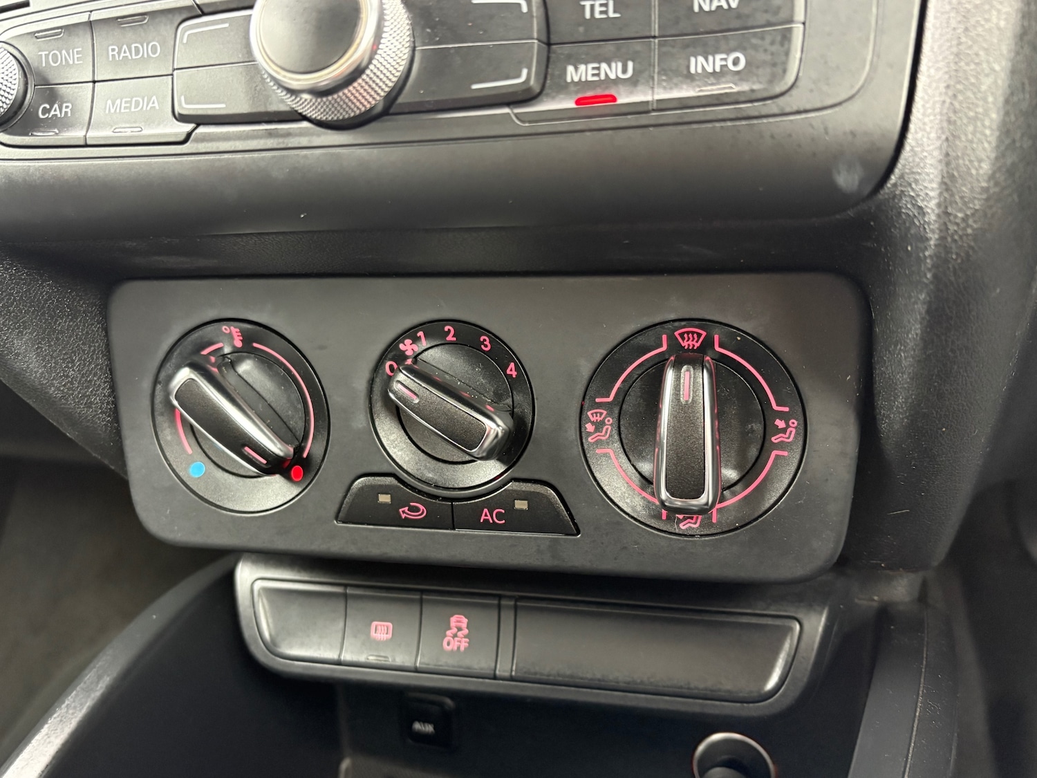 Used Audi A1 2012 for sale - 76611663: Photo 12