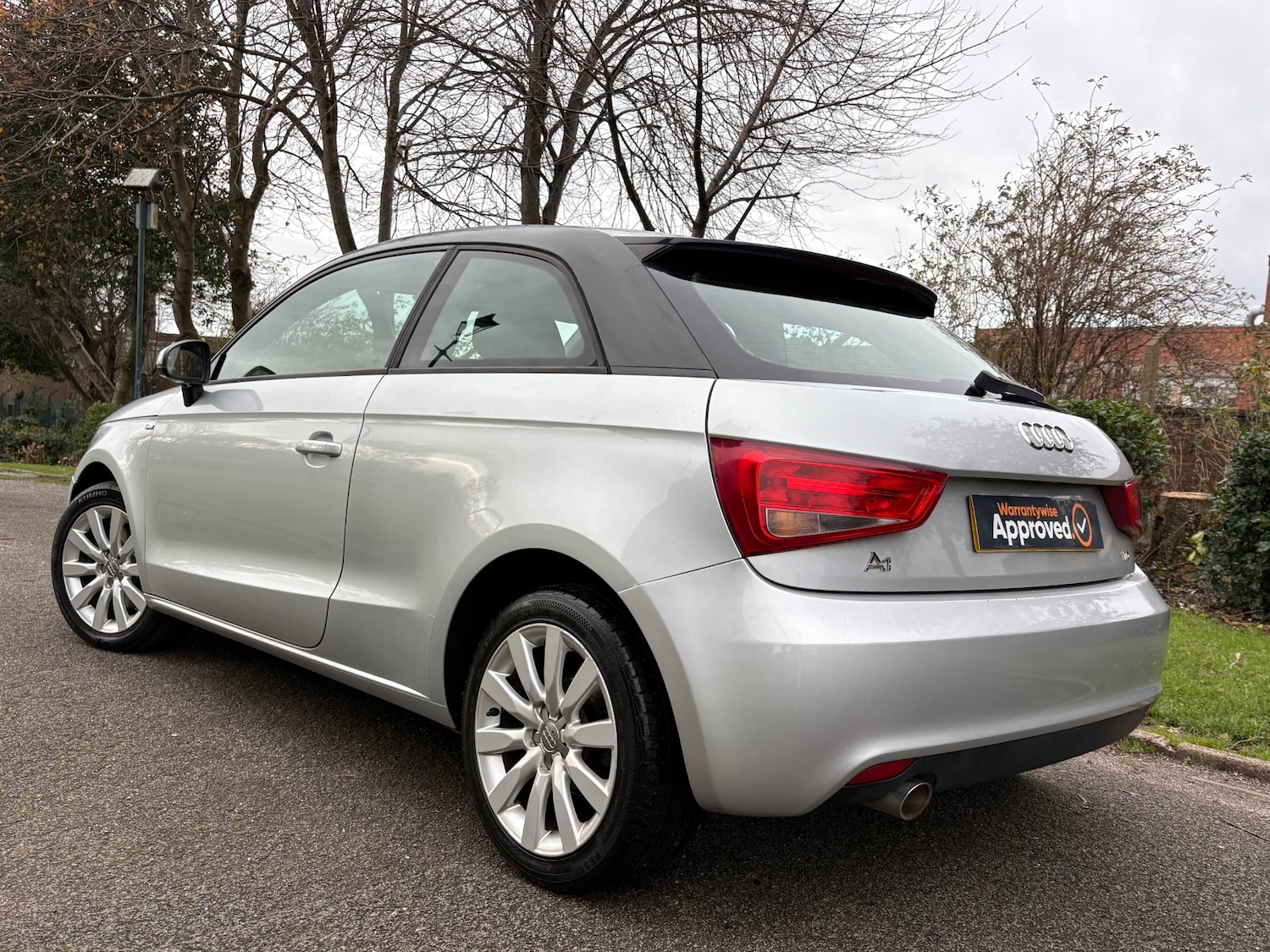 Used Audi A1 2012 for sale - 76611663: Photo 3