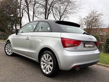 Used Audi A1 2012 for sale - 76611663: Photo
