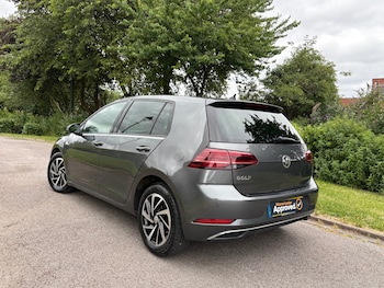 Used Volkswagen Golf 2020 for sale - 79042046: Photo
