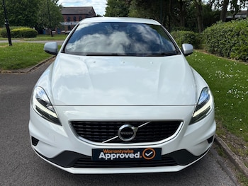Used Volvo V40 2018 for sale - 78680769: Photo