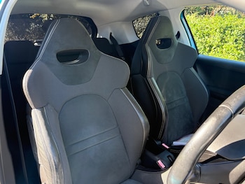 Used Peugeot 208 2012 for sale - 76027016: Photo 4