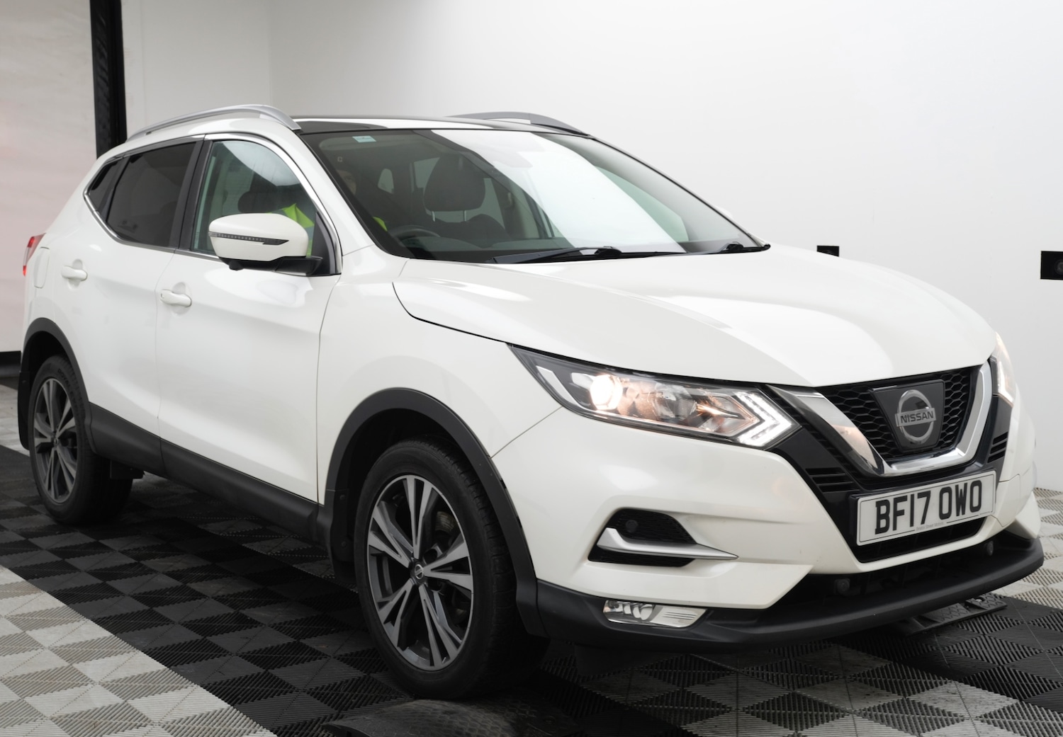 Used Nissan Qashqai 2017 for sale - 76884681: Photo 1
