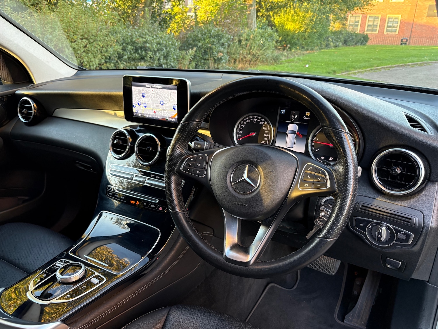 Used Mercedes-Benz GLC 2018 for sale - 77977355: Photo 14